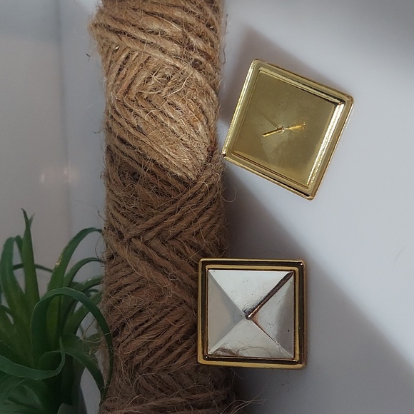 E1769 Vintage Chunky Silver Gold Square Diamond Earrings - Picture 5 of 11